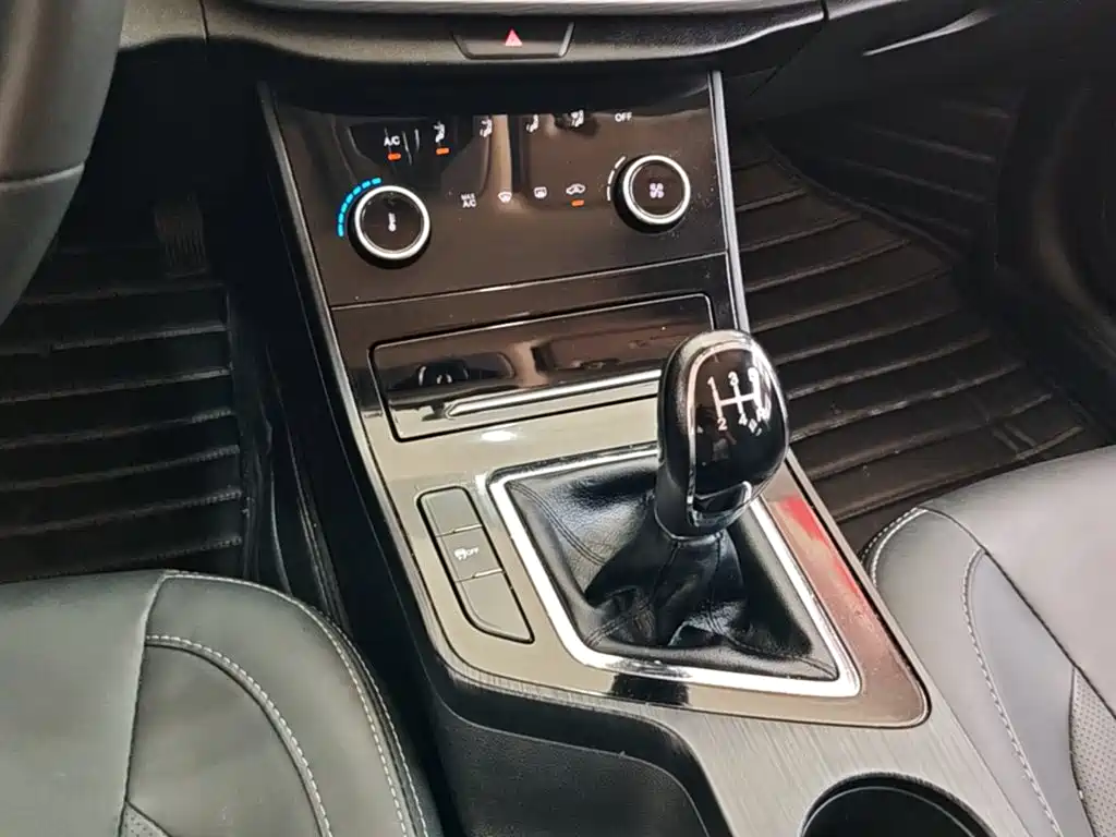 Chery Arrizo 5 — миниатюра 14