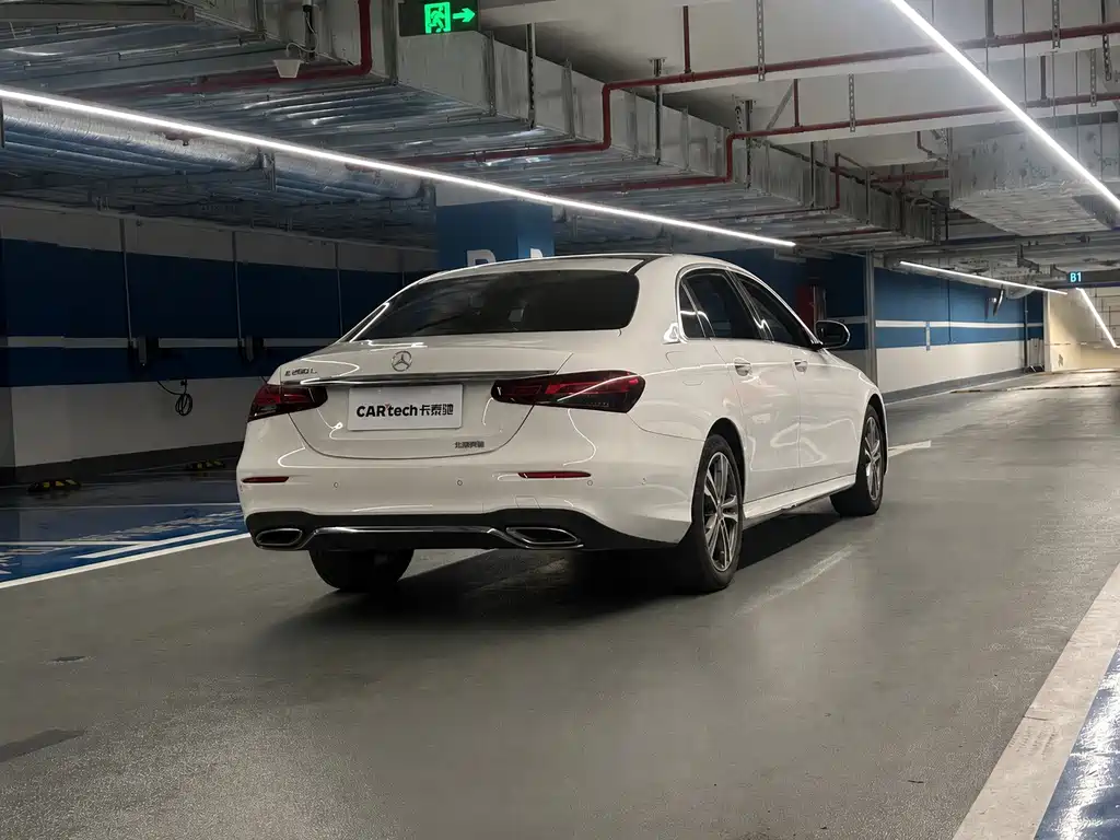 Mercedes-Benz E-Class — миниатюра 6