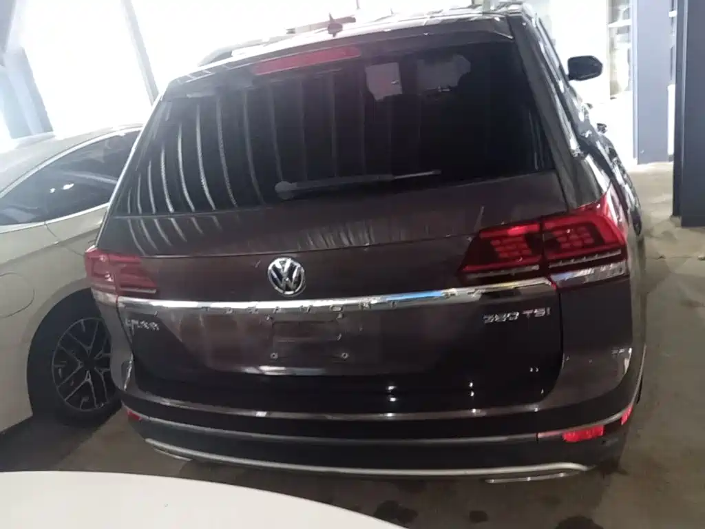 Volkswagen Teramont — миниатюра 6