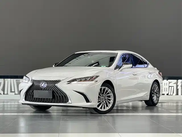 LEXUS ES 2021