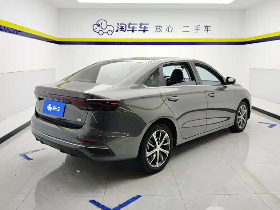 Geely Emgrand — миниатюра 3