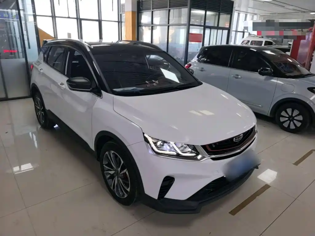 Geely Binyue — миниатюра 4