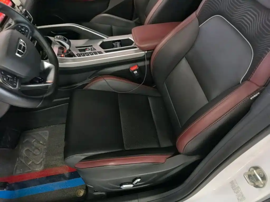 Geely Binyue — миниатюра 15