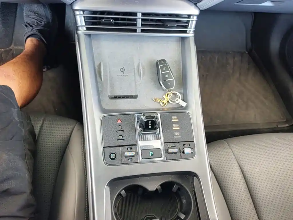BYD Seal — миниатюра 14