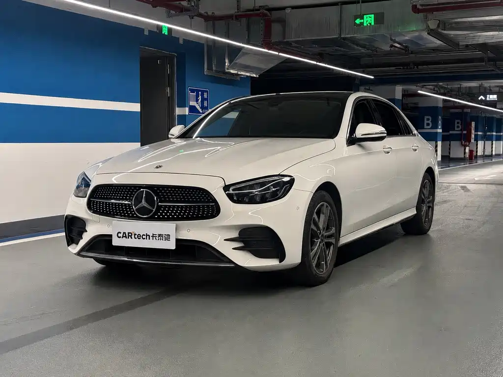 Mercedes-Benz E-Class — миниатюра 4