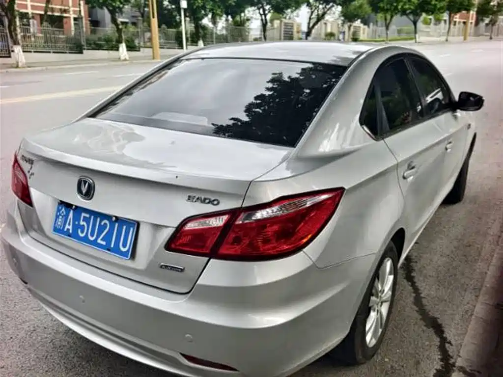 Changan Eado 2014 1.6L MT Luxury