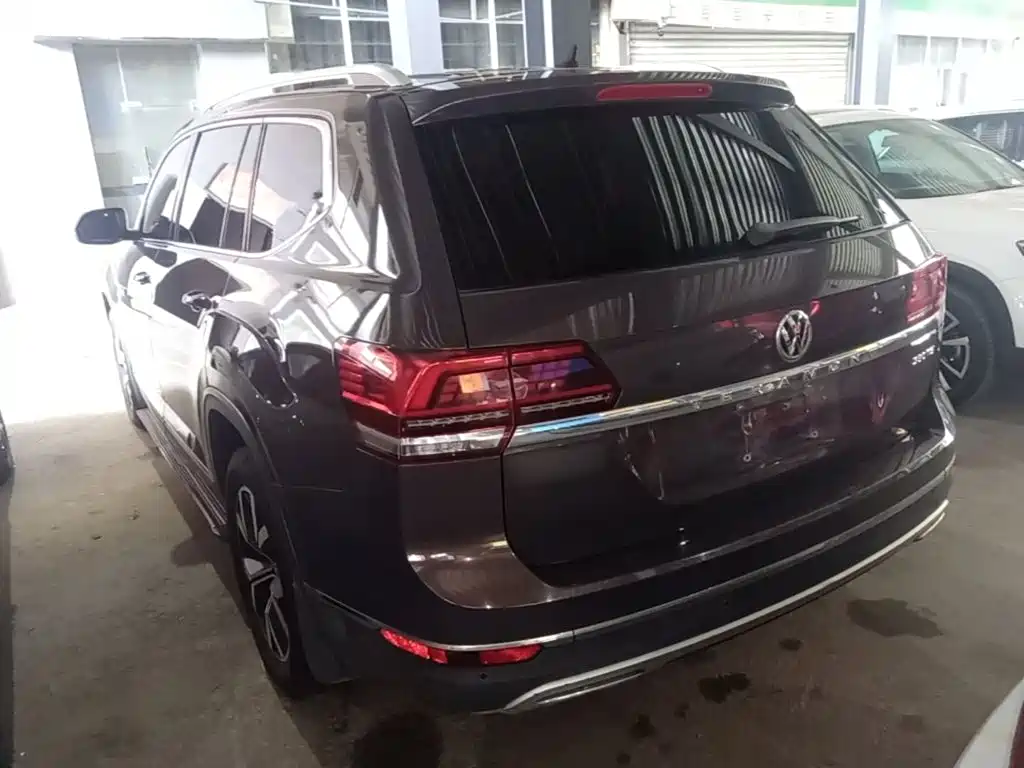 Volkswagen Teramont — миниатюра 5
