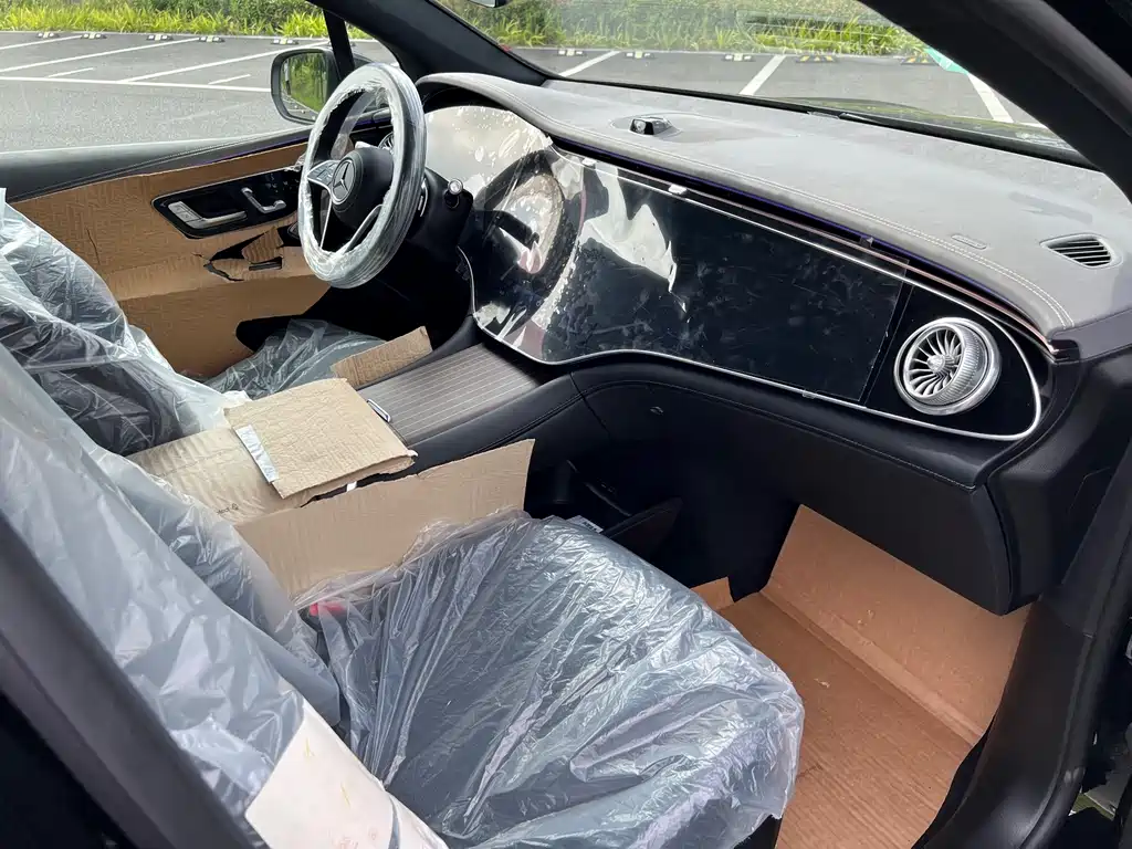 Mercedes-Benz EQS SUV — миниатюра 22