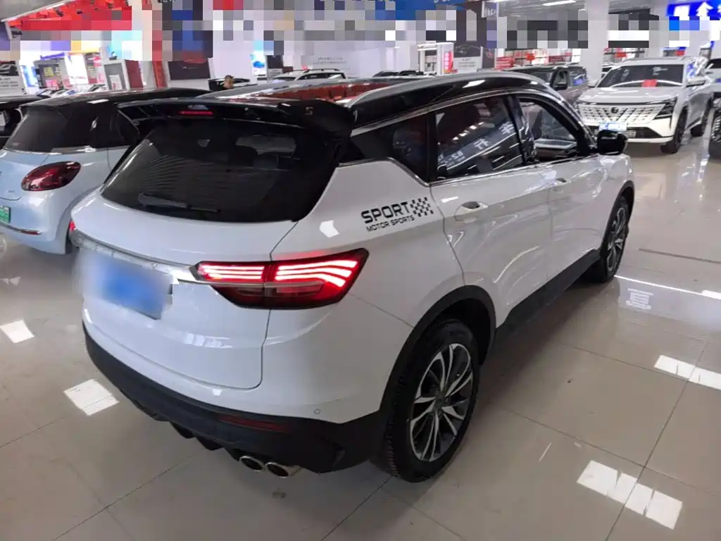 Geely Binyue — миниатюра 7