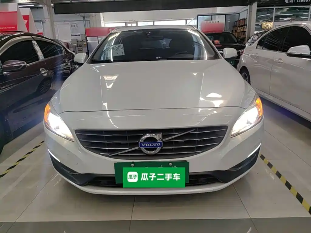 Volvo V60 — миниатюра 3