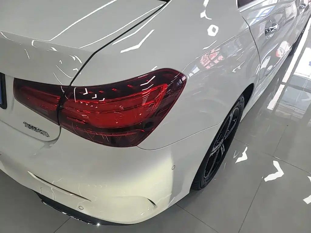 Mercedes-Benz A-Class — миниатюра 8