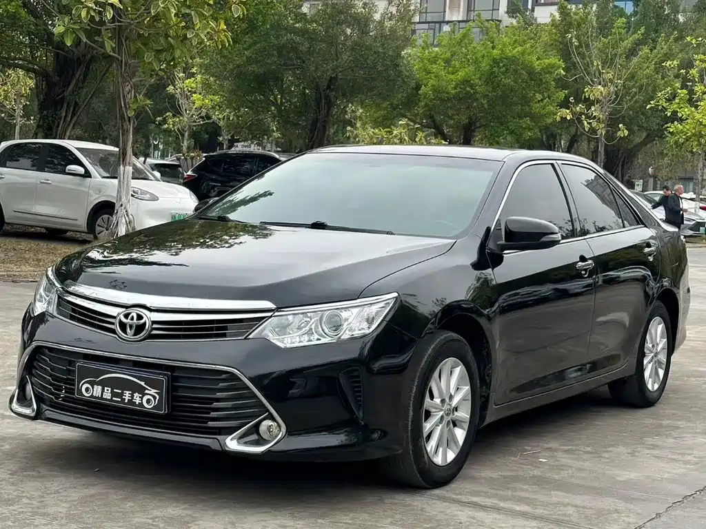 Toyota Camry 2016