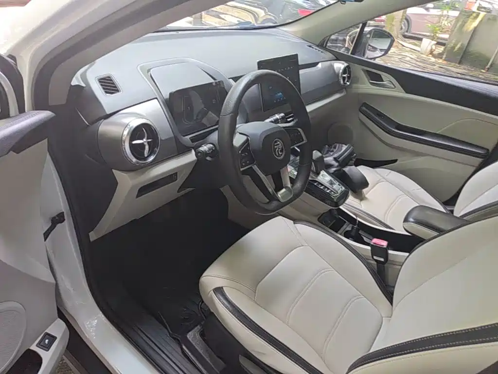 BYD Yuan Pro — миниатюра 16