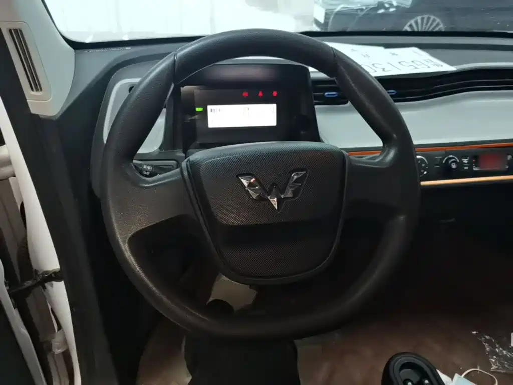 Wuling MINIEV — миниатюра 11