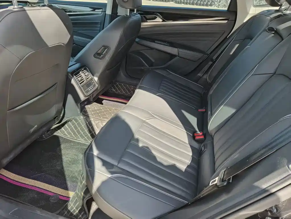 Volkswagen Passat — миниатюра 5