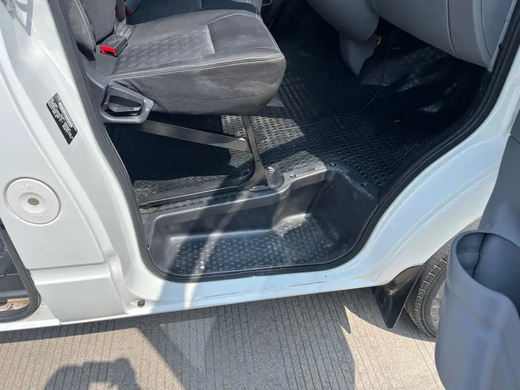 SAIC MAXUS XINTU V80