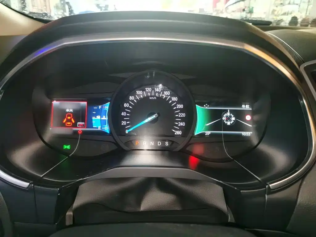 Ford Edge — миниатюра 4