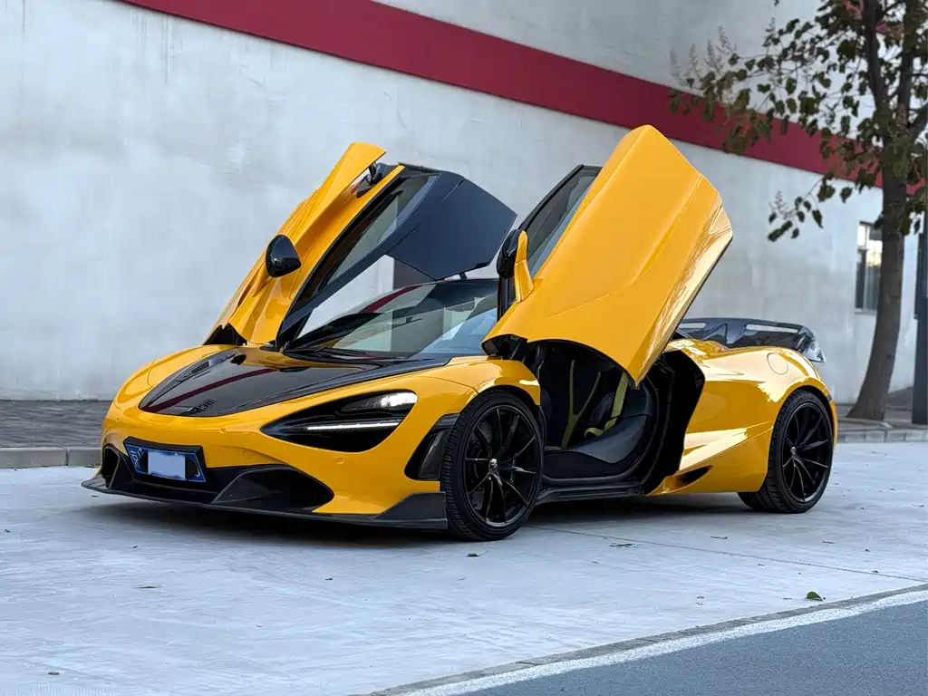 MCLAREN 720S