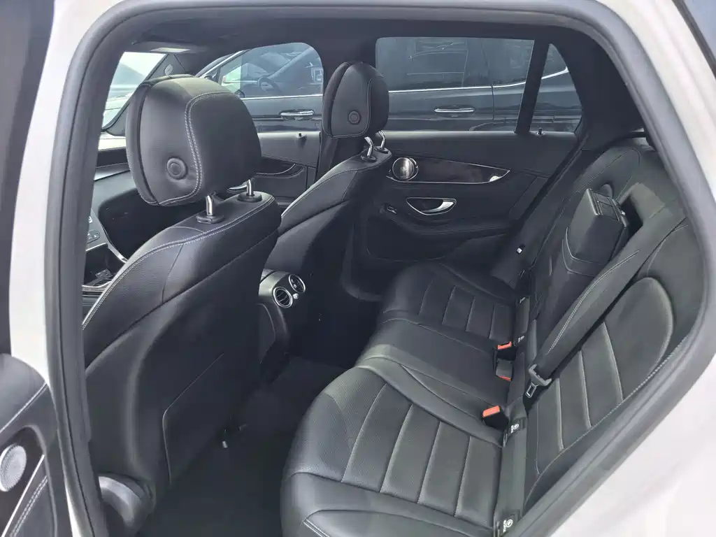 Mercedes-Benz GLC 2017 GLC 260 4MATIC Luxury