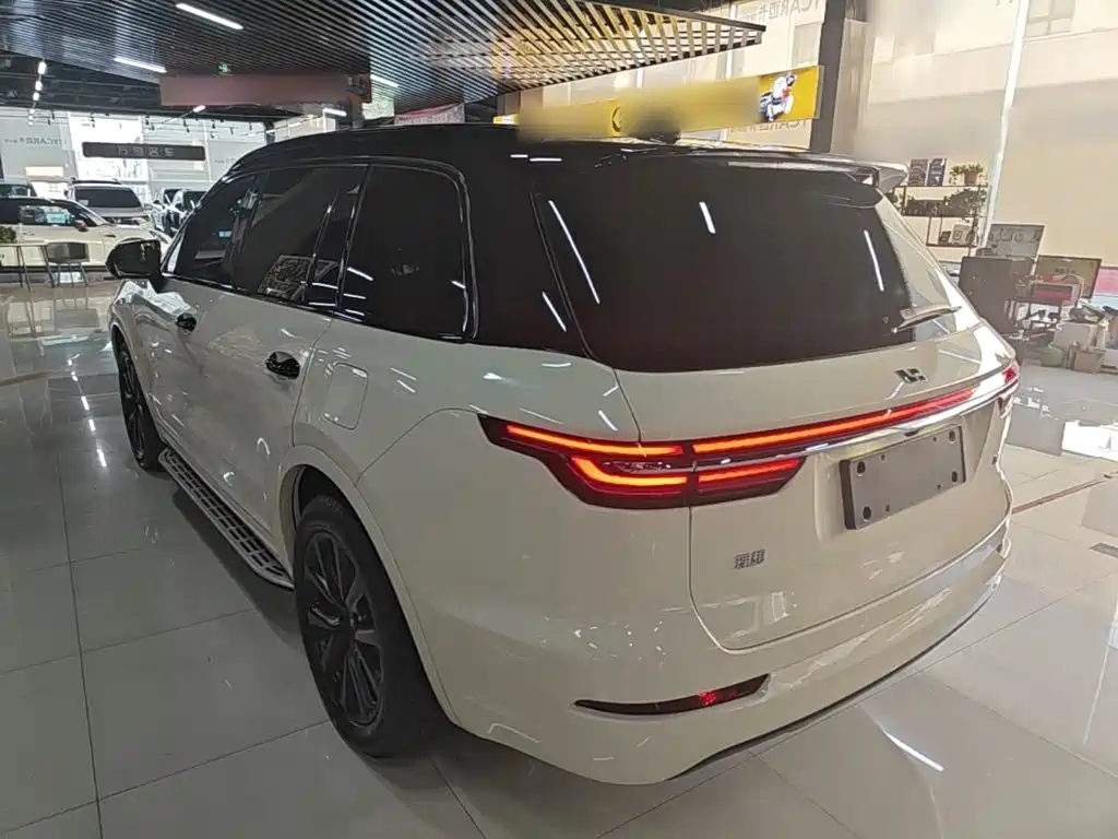 Li Auto Li ONE — миниатюра 5