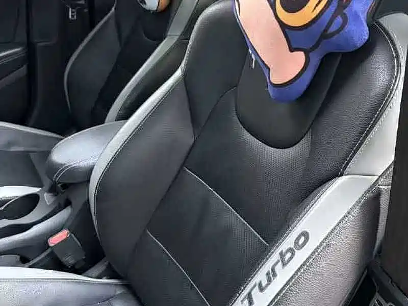 Hyundai Veloster — миниатюра 15