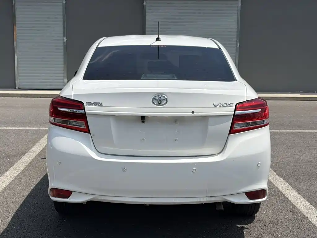 Toyota Vios — миниатюра 6