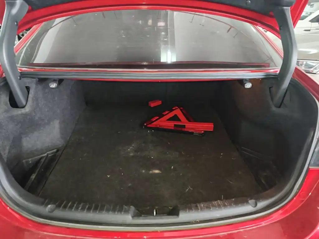 Mazda Atenza — миниатюра 19