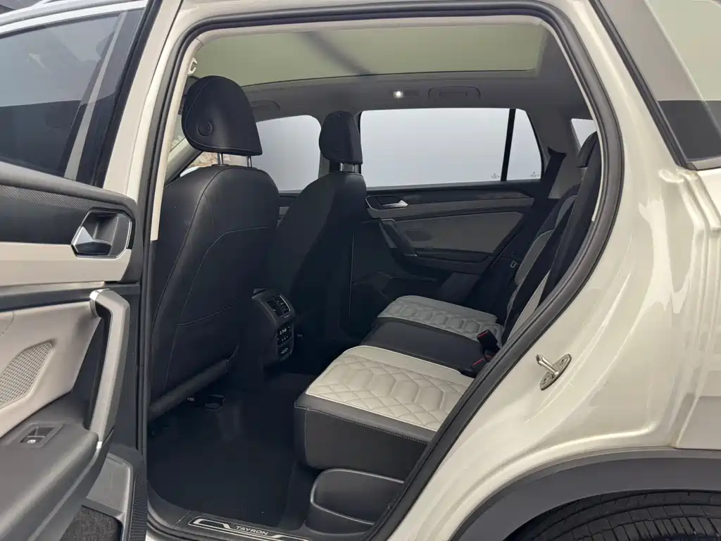 Volkswagen Tayron 2023 280TSI Luxury Plus