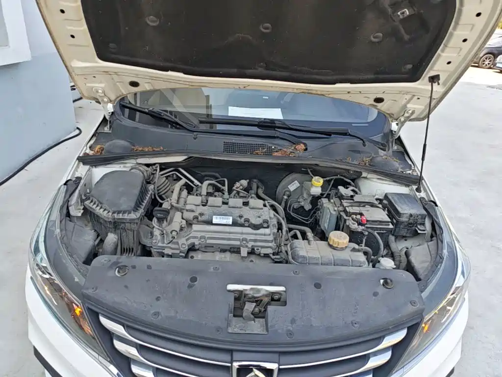 Baojun 310W — миниатюра 20
