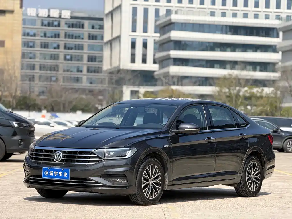 Volkswagen Sagitar 2020