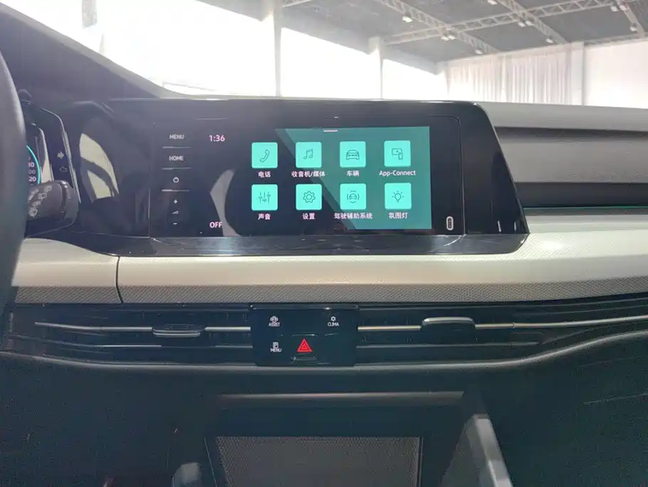 Volkswagen Golf — миниатюра 13