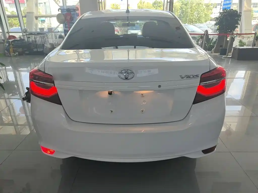 Toyota Vios — миниатюра 6