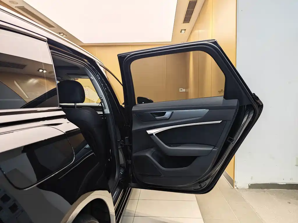 Audi A6 (Import) — миниатюра 35