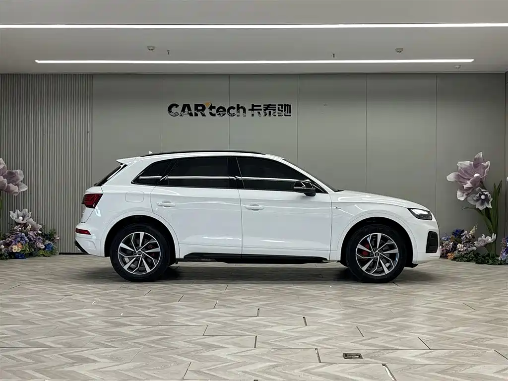 Audi Q5L 2024 40 TFSI Luxury