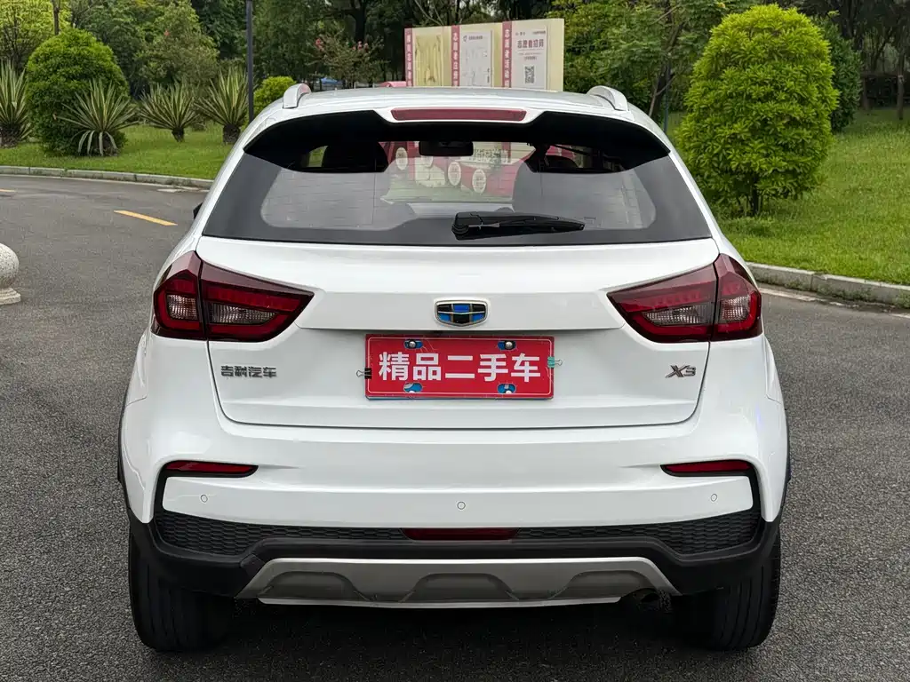 Geely Vision X3 — миниатюра 6