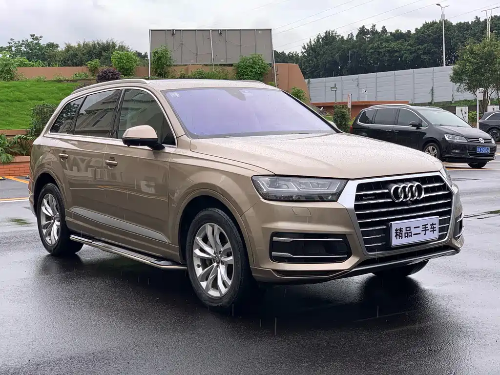 Audi Q7 2018 40 TFSI Comfort