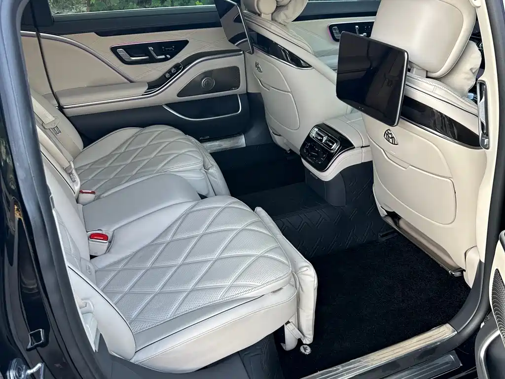 Mercedes-Benz S-Class — миниатюра 10