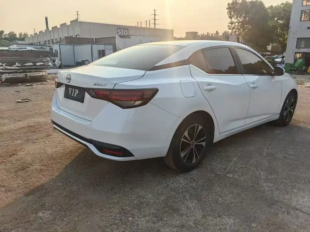 Nissan Sylphy — миниатюра 8