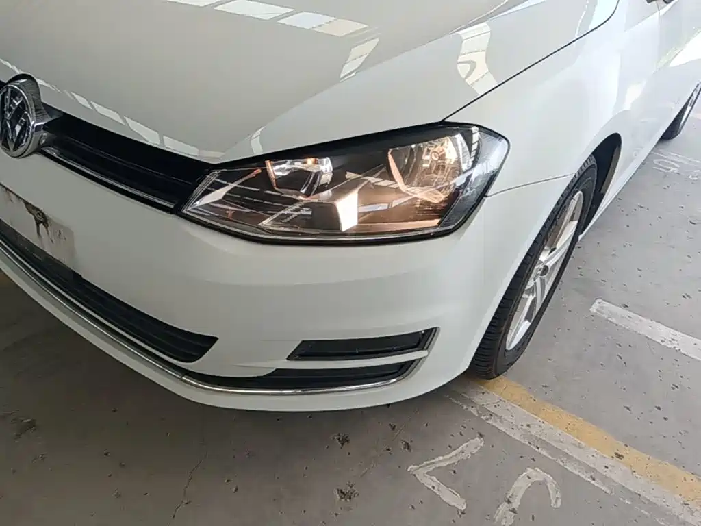 Volkswagen Golf — миниатюра 24