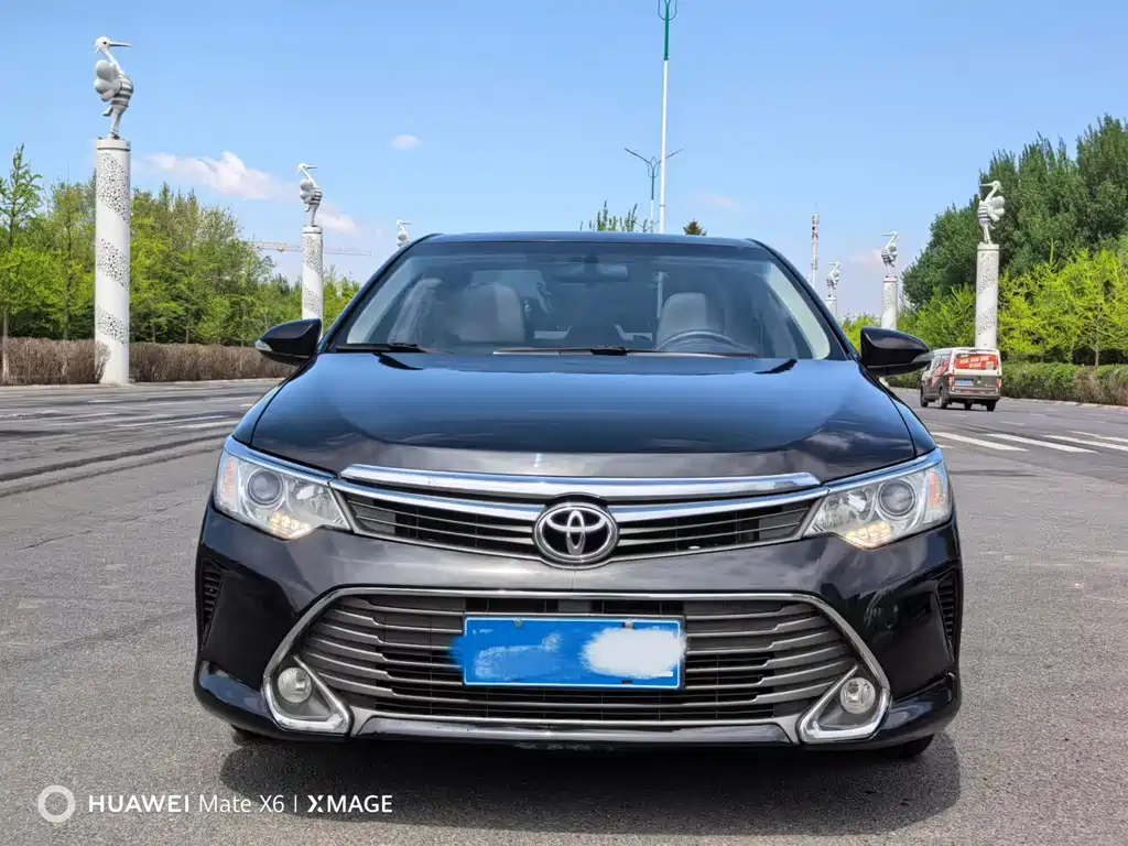 Toyota Camry 2016 2.0G Lead