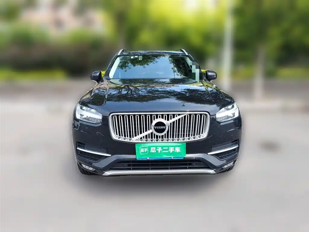 Volvo XC90 2018 T5 5 мест