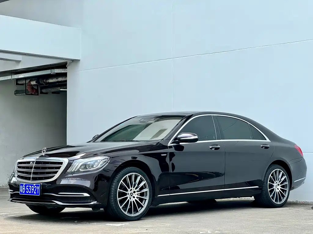 Mercedes-Benz S-Class 2020