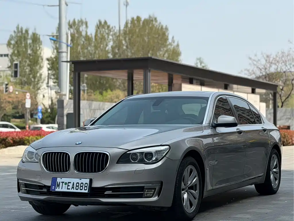 BMW 7 Series 2012