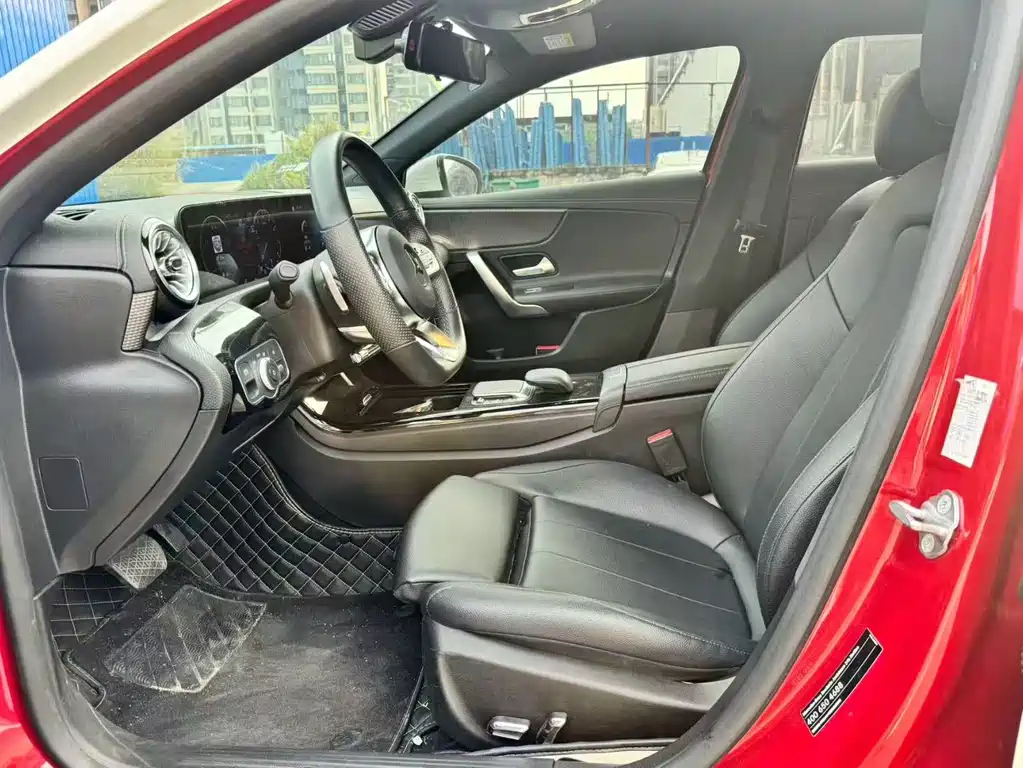 MERCEDES-BENZ A CLASS