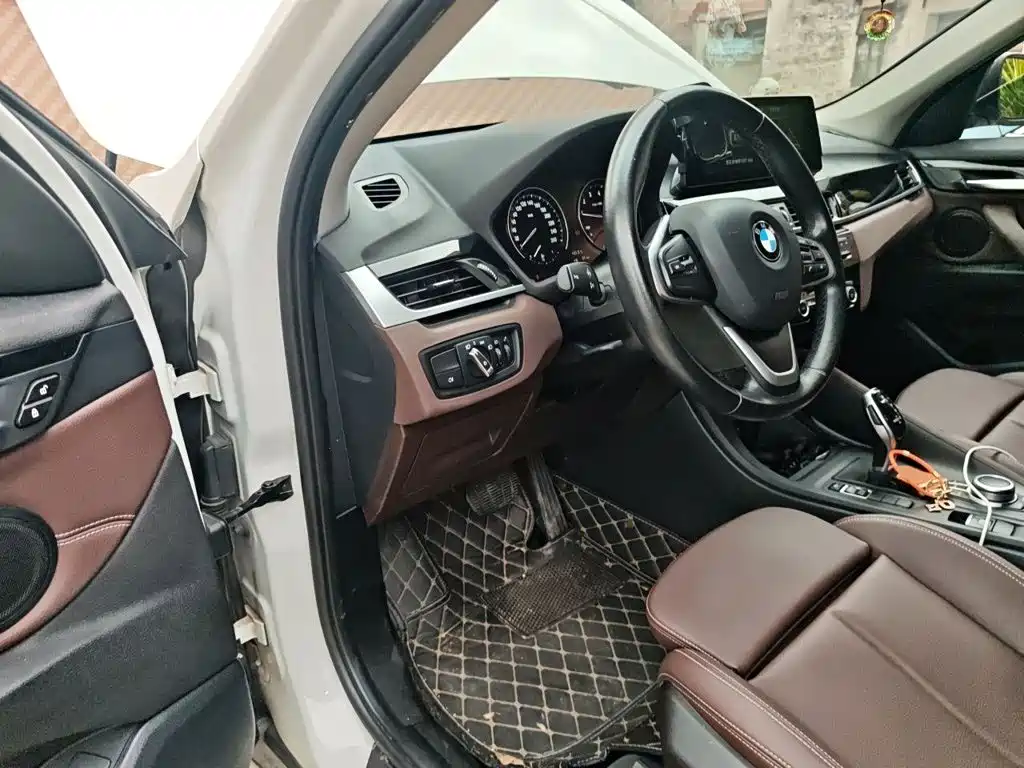 BMW X1 — миниатюра 12