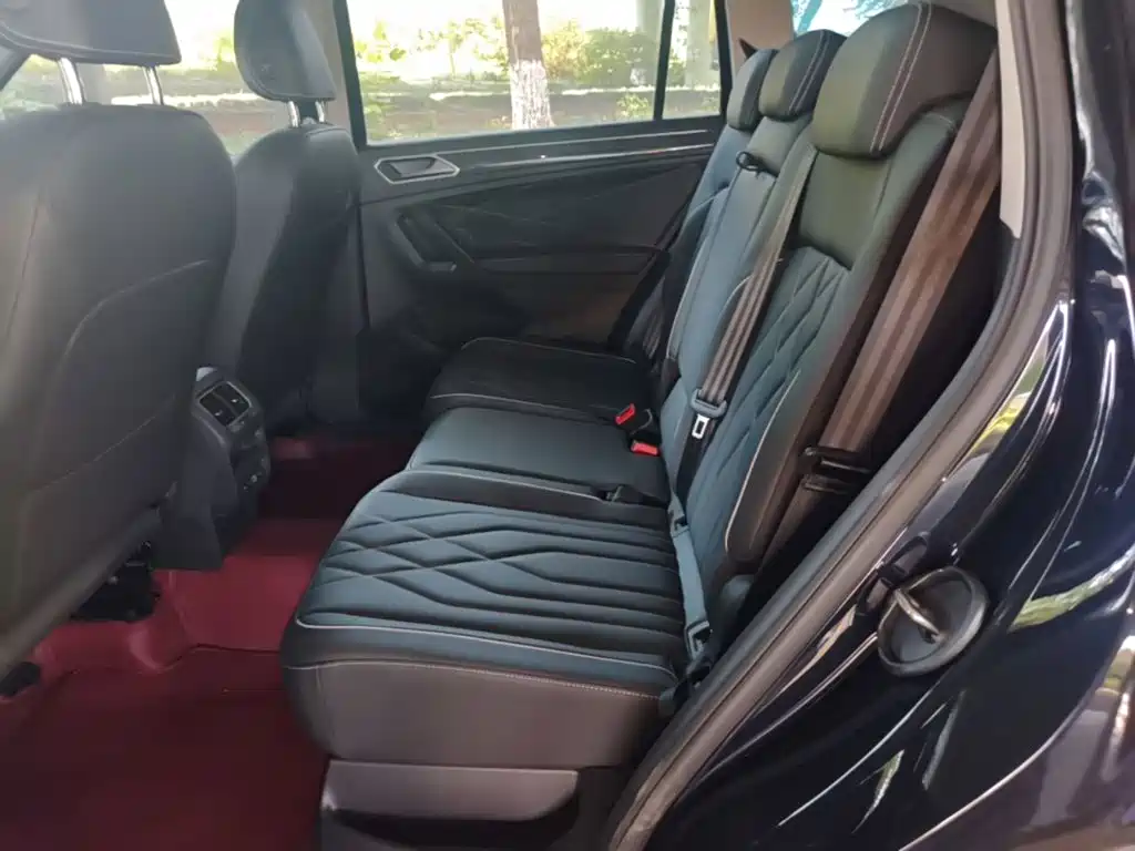 Volkswagen Tiguan L — миниатюра 17