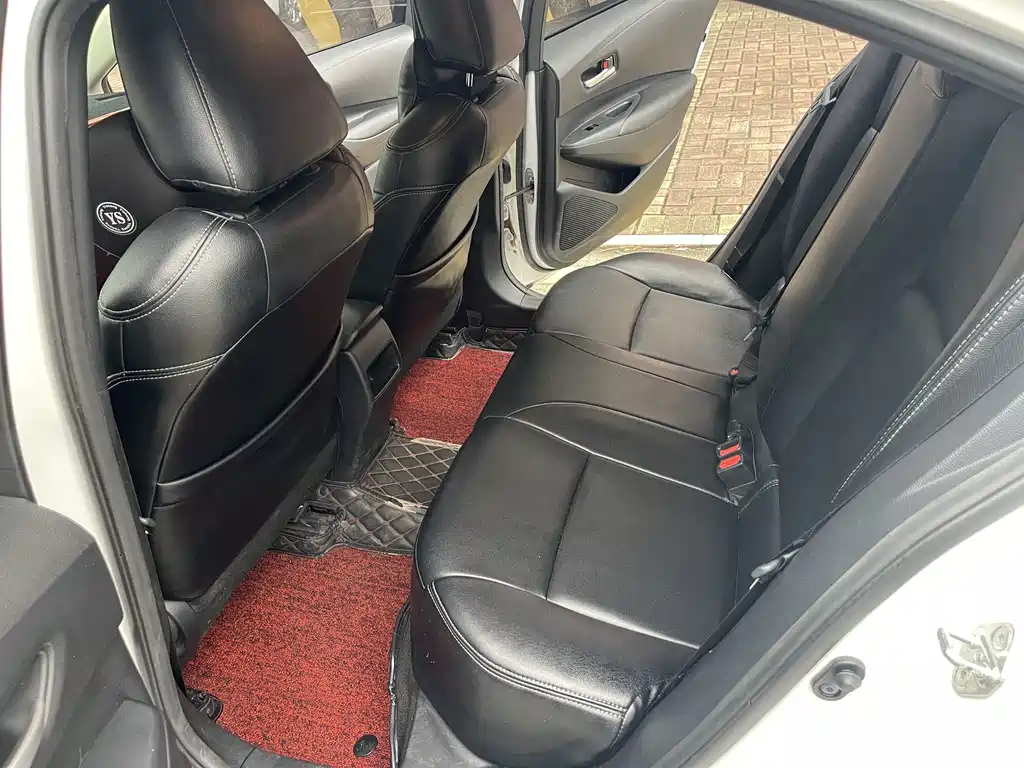 Toyota Corolla — миниатюра 8