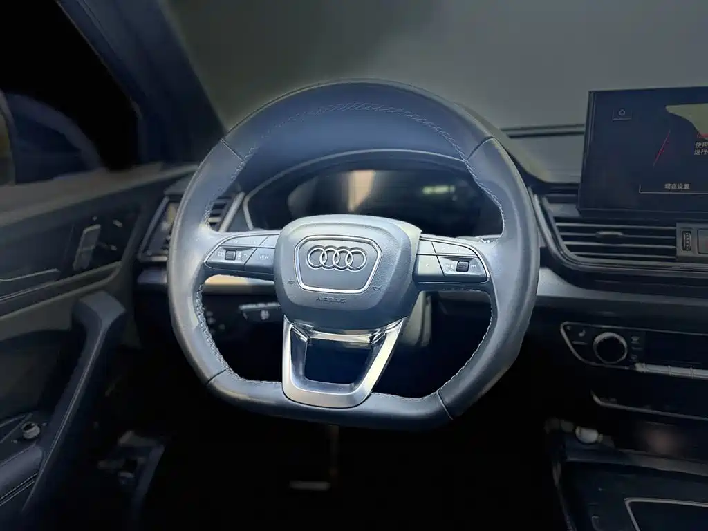 Audi Q5L 2024 40 TFSI Luxury
