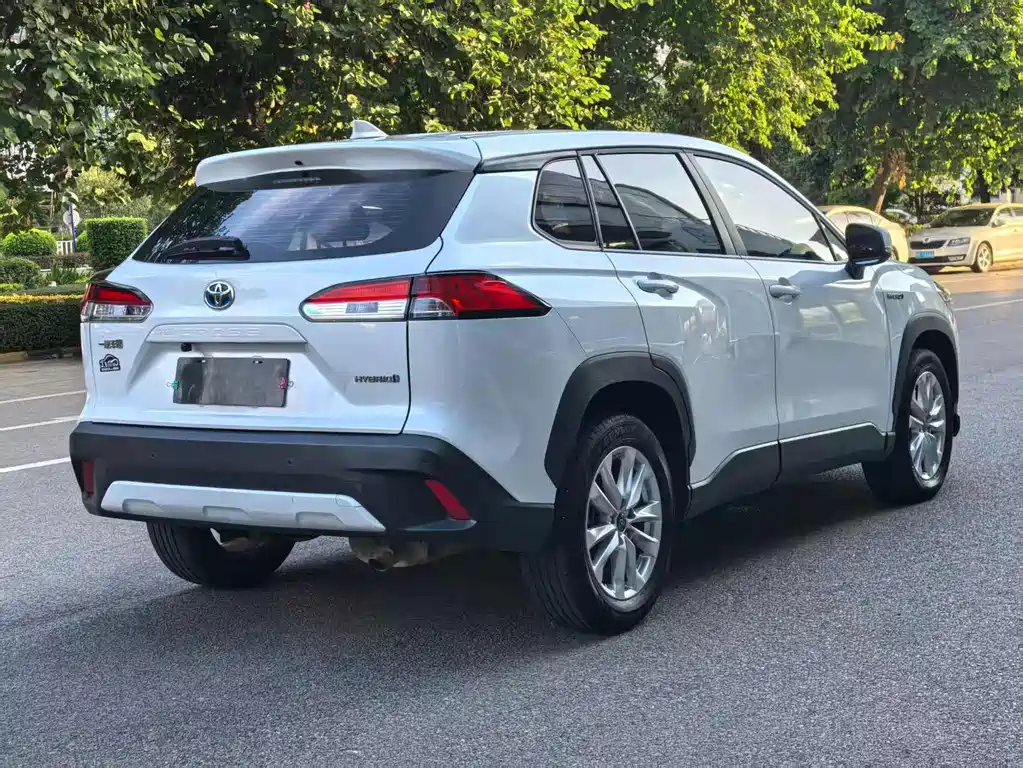 Toyota Corolla Cross — миниатюра 4