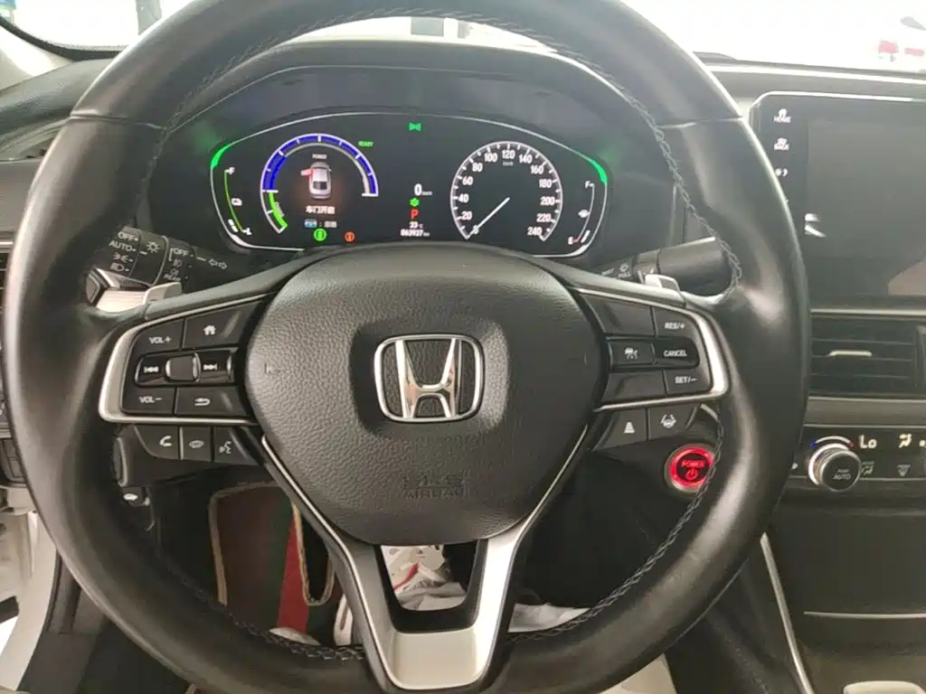 Honda Accord — миниатюра 7